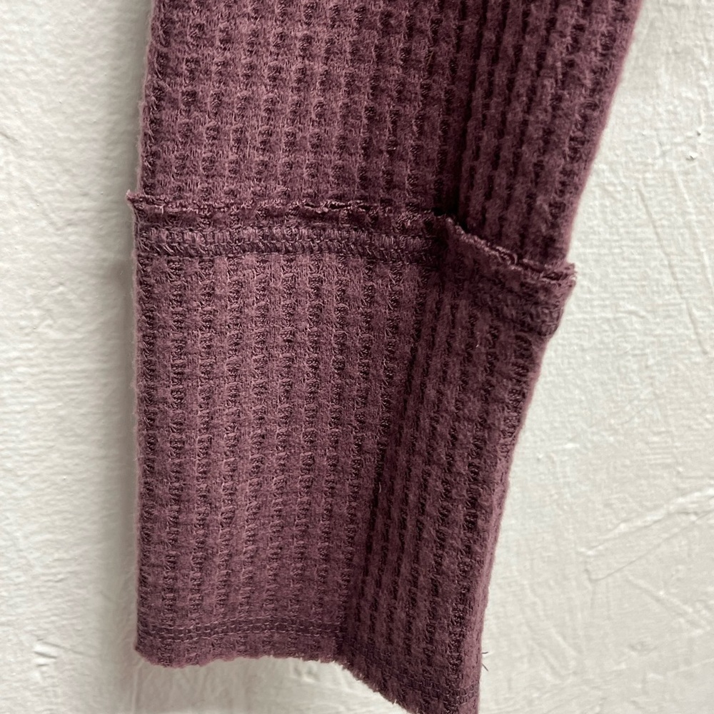 𝅺WOMEN'S Long Sleeve Turtleneck Cozy Boxy Cropped T-Shirt Wild Fable - Picture 7 of 10